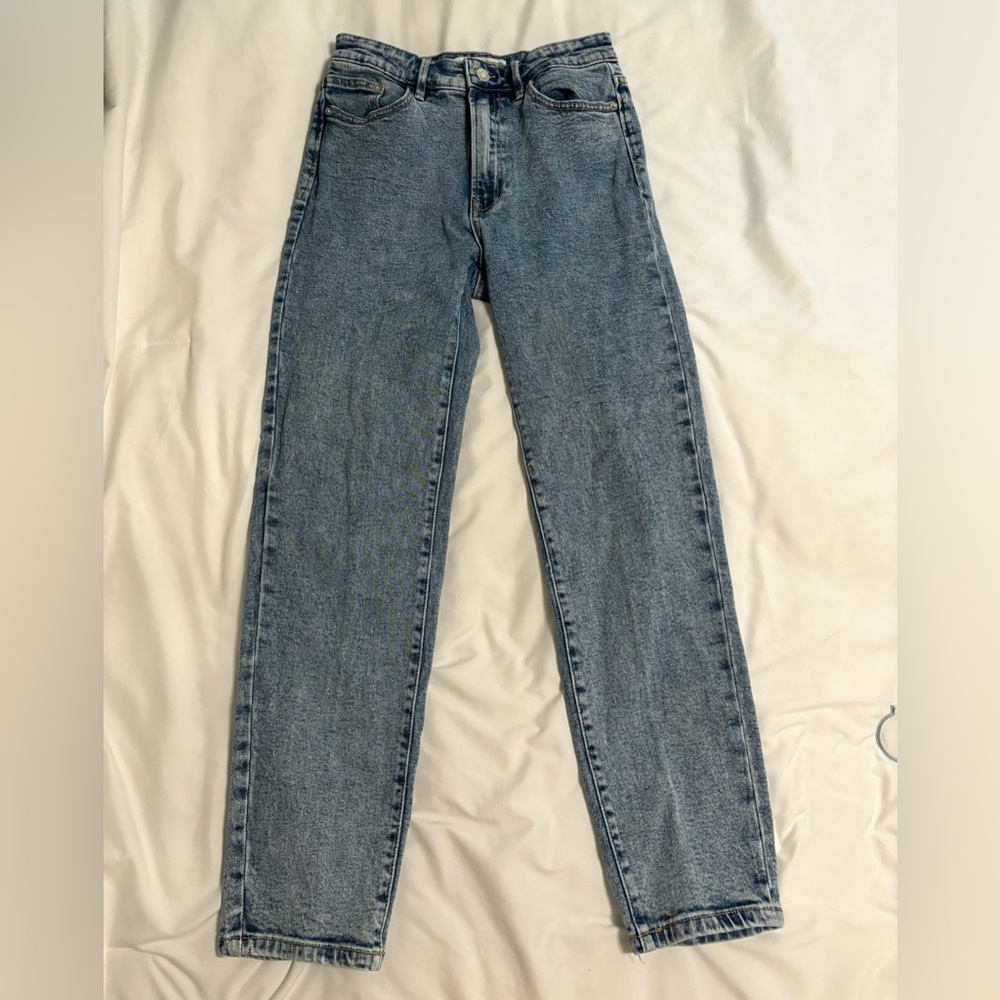 Stradivarius “mom slim” jeans